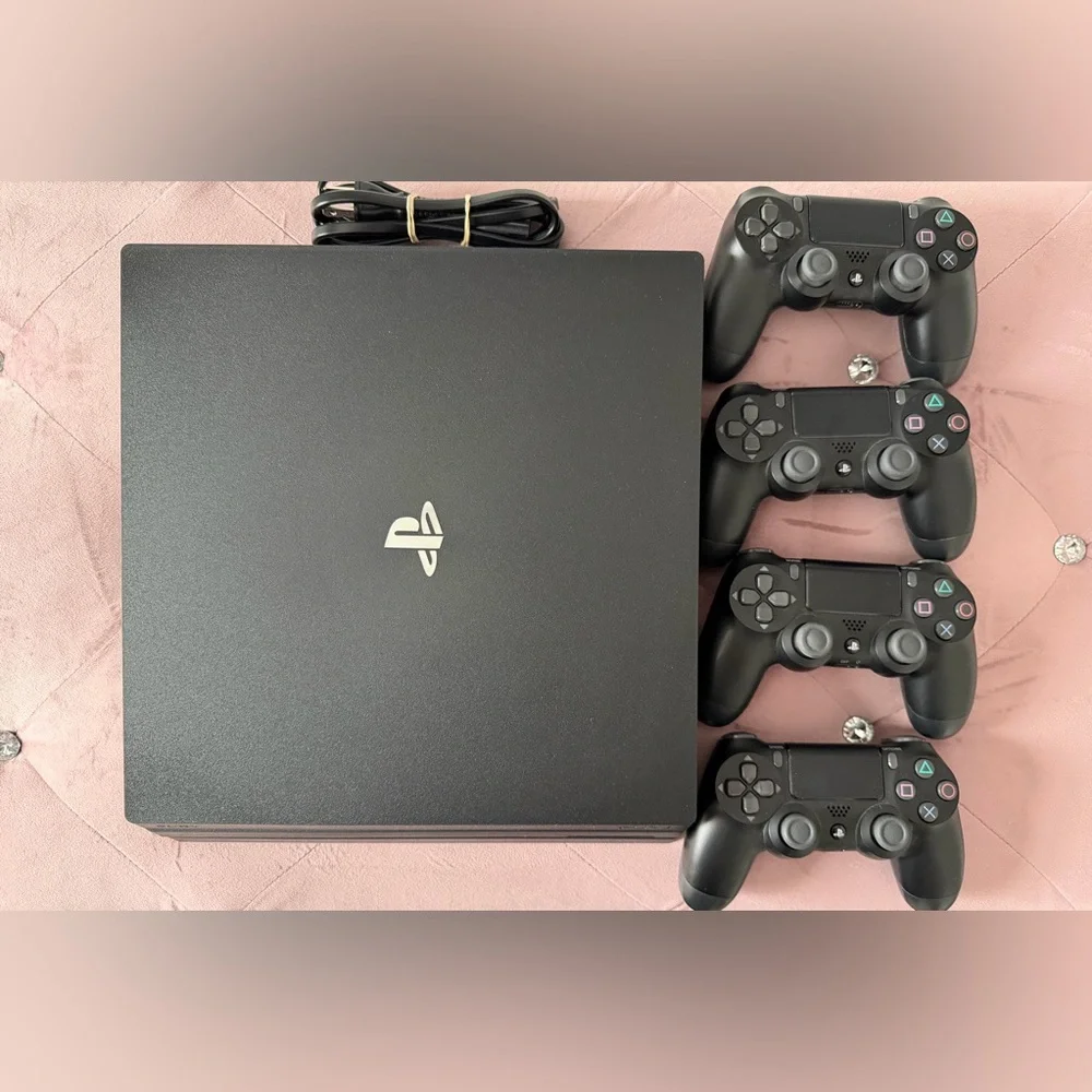 Sony PlayStation 4 Pro 1TB Bundle - 1 Console + 4 Controllers
